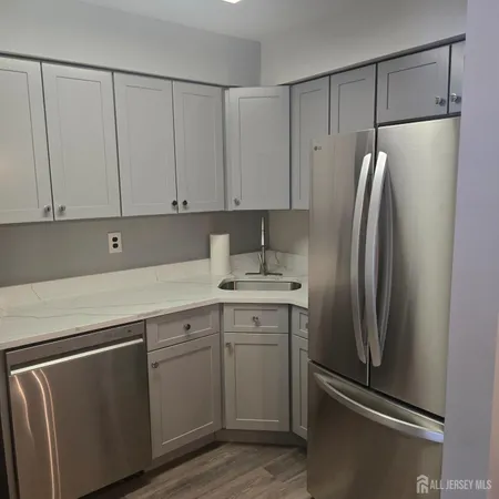 $2,100 | 3 Sweetgum Lane, Monmouth Junction, NJ 08852