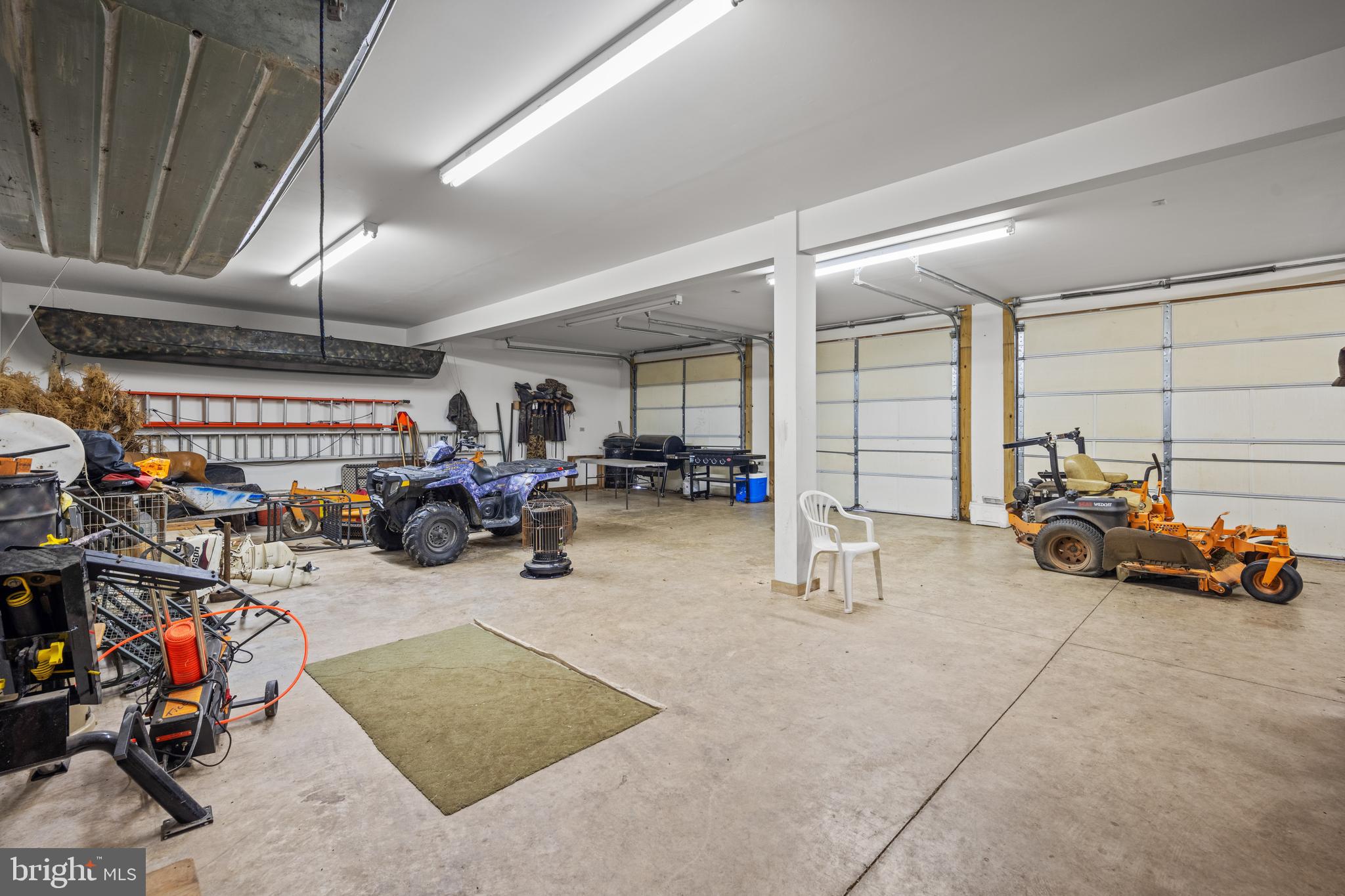 605 Gum Tree Corner Road Bridgeton, NJ 08302 - Photo 18 of 20 a view of a garage with cars