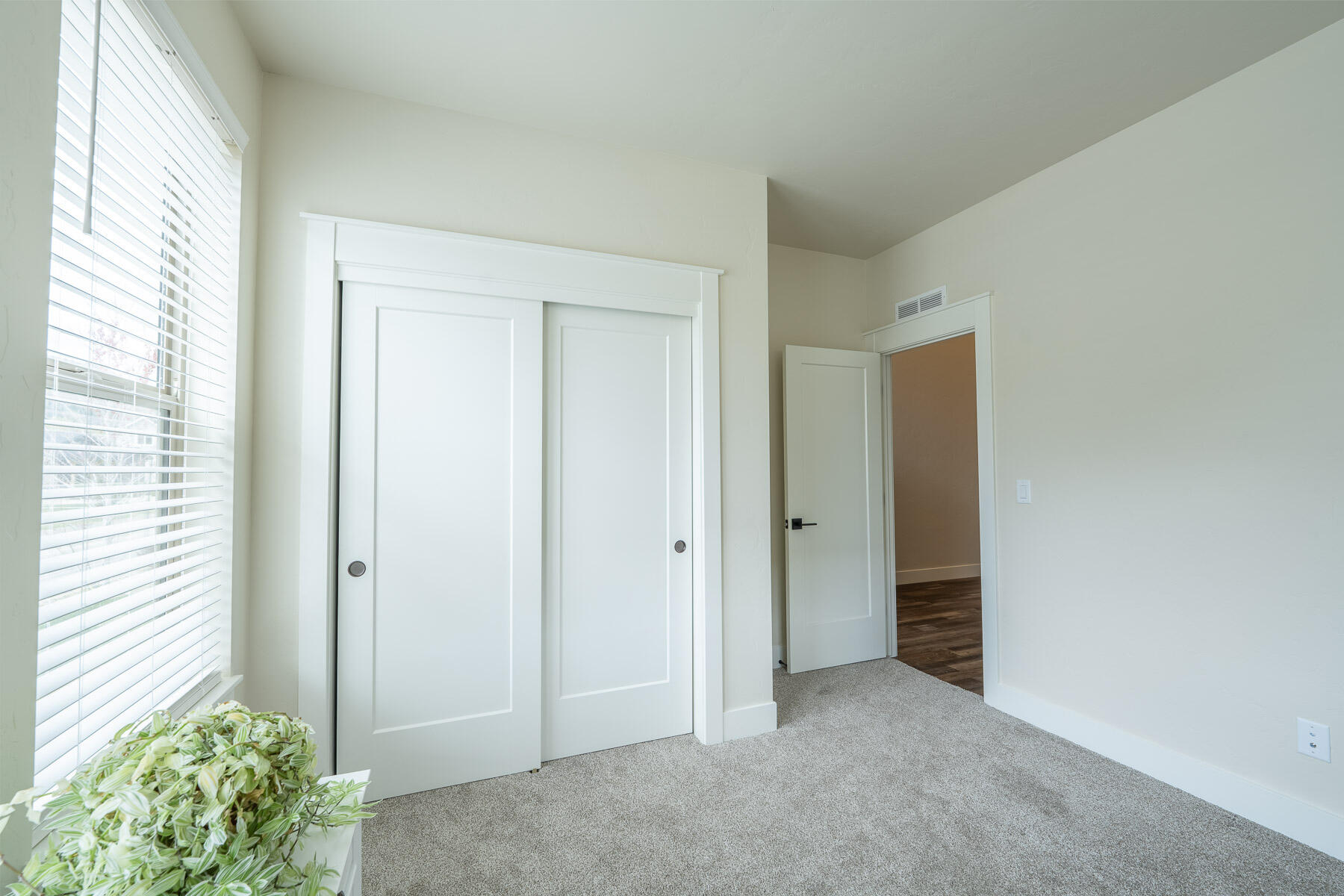 701 North 2nd Avenue Hailey, ID 83333 - Photo 14 of 27 Bedroom