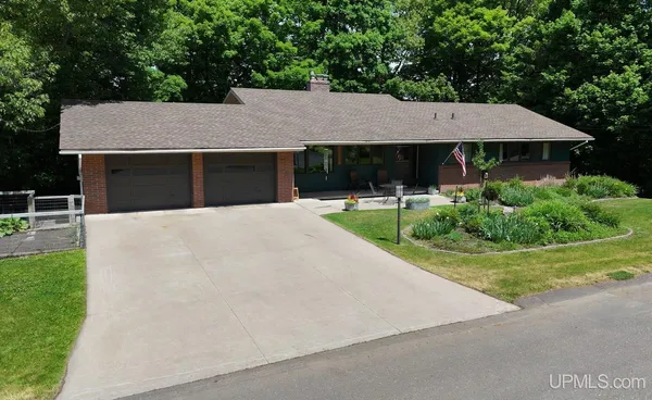 $349,900 | 1116 7th Avenue, Houghton, MI 49931