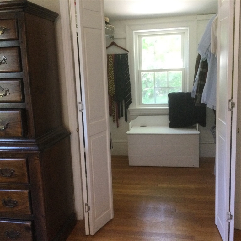 114 Chestnut Street Andover, MA 01810 - Photo 31 of 42