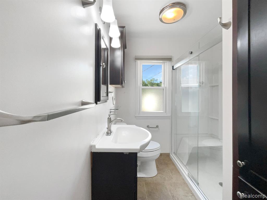 3611 Normandy Road Royal Oak, MI 48073 - Photo 6 of 14