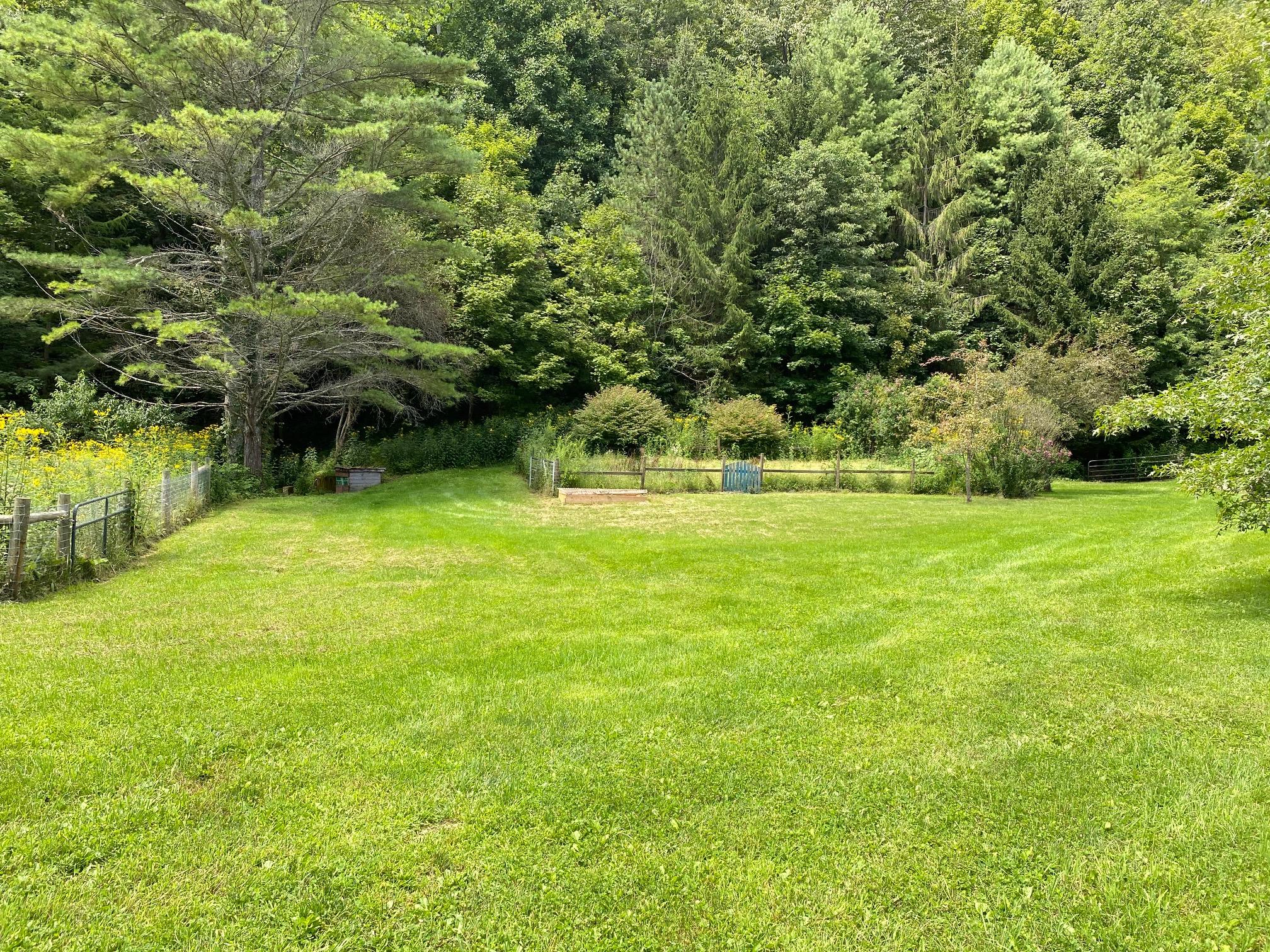 2628 Robins Fork Road Renick, WV 24966 - Photo 14 of 51 Gallery Image 14