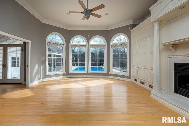 $865,000 | 3115 West Striegel Road, Carbondale, IL 62901