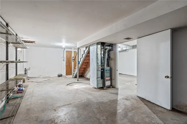 $199,500 | 100 South Oxford Avenue, Independence, MO 64053