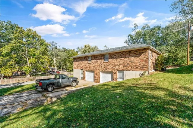 $199,500 | 100 South Oxford Avenue, Independence, MO 64053