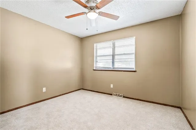 $199,500 | 100 South Oxford Avenue, Independence, MO 64053