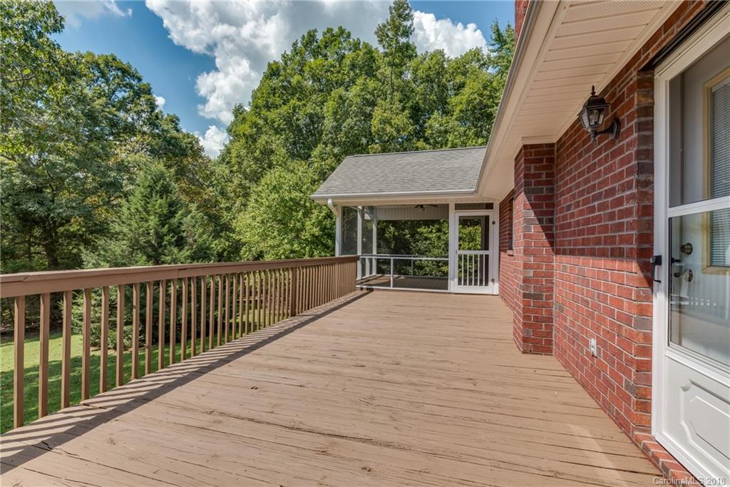 661 Henderson Road Tryon, NC 28782 - Photo 4 of 33 a view of backyard with green space