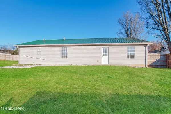 $1,975 | 7735 Bellchase Lane, Knoxville, TN 37918