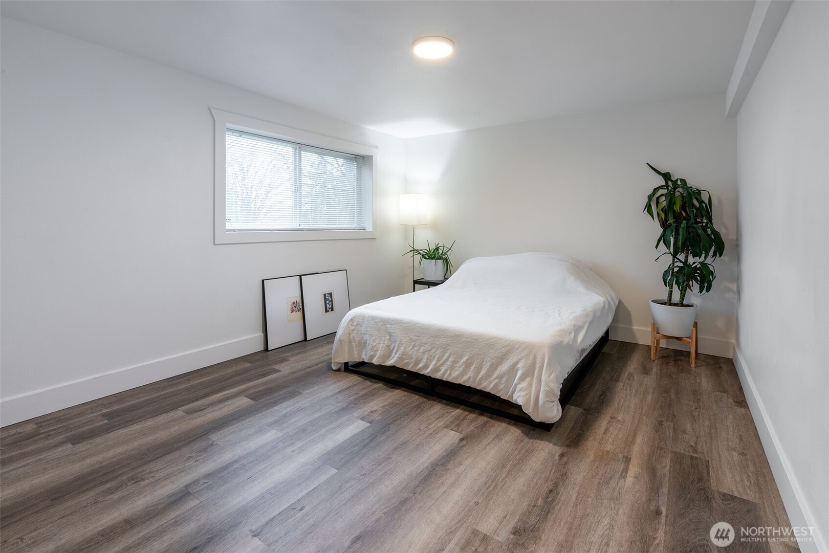 12840 Renton Avenue South Seattle, WA 98178 - Photo 10 of 18