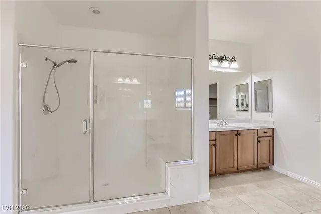 $2,700 | 186 Rising Mesa Court, Henderson, NV 89012