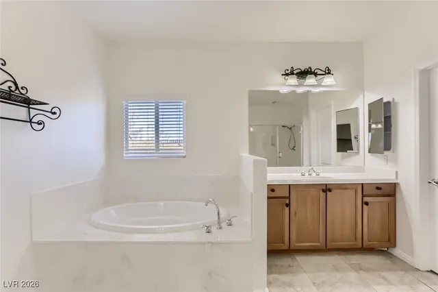 $2,700 | 186 Rising Mesa Court, Henderson, NV 89012