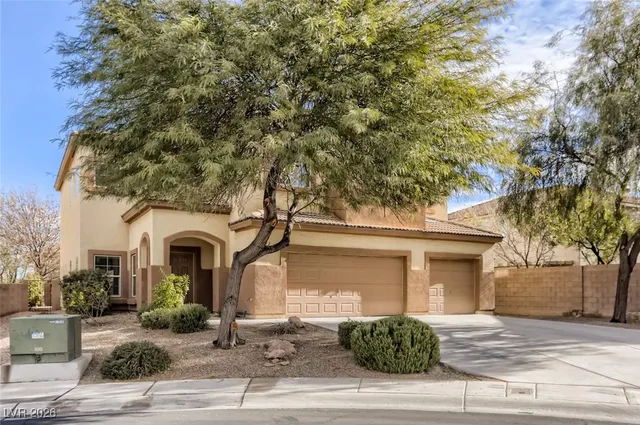 $2,700 | 186 Rising Mesa Court, Henderson, NV 89012