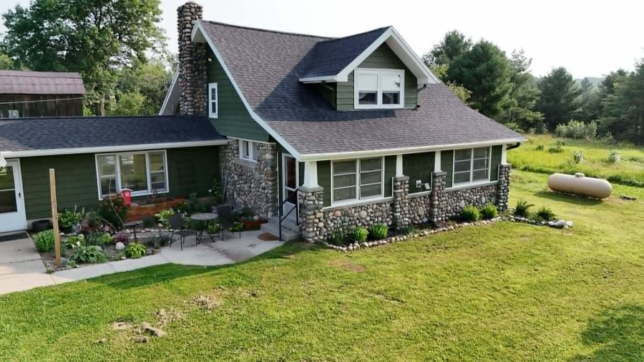 2013 Ritchie Road Lincoln, MI 48742 - Photo 2 of 45 Gallery Image 2
