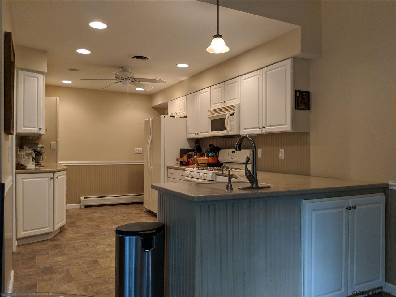 97 Mosher Road Bethlehem, NY 12054 - Photo 8 of 29 Photo 8