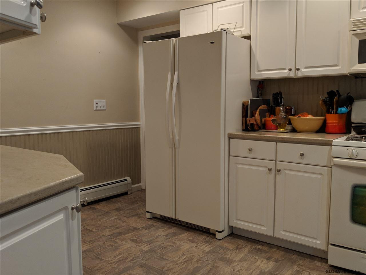 97 Mosher Road Bethlehem, NY 12054 - Photo 9 of 29 Photo 9