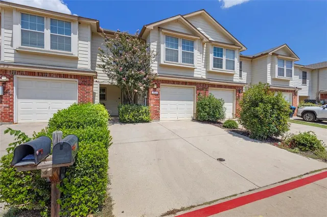 $310,000 | 3824 Vista Mar Drive, Fort Worth, TX 76040