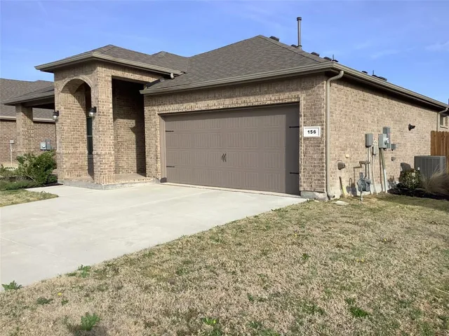 $2,500 | 156 Hawksbill Lane, Rhome, TX 76078