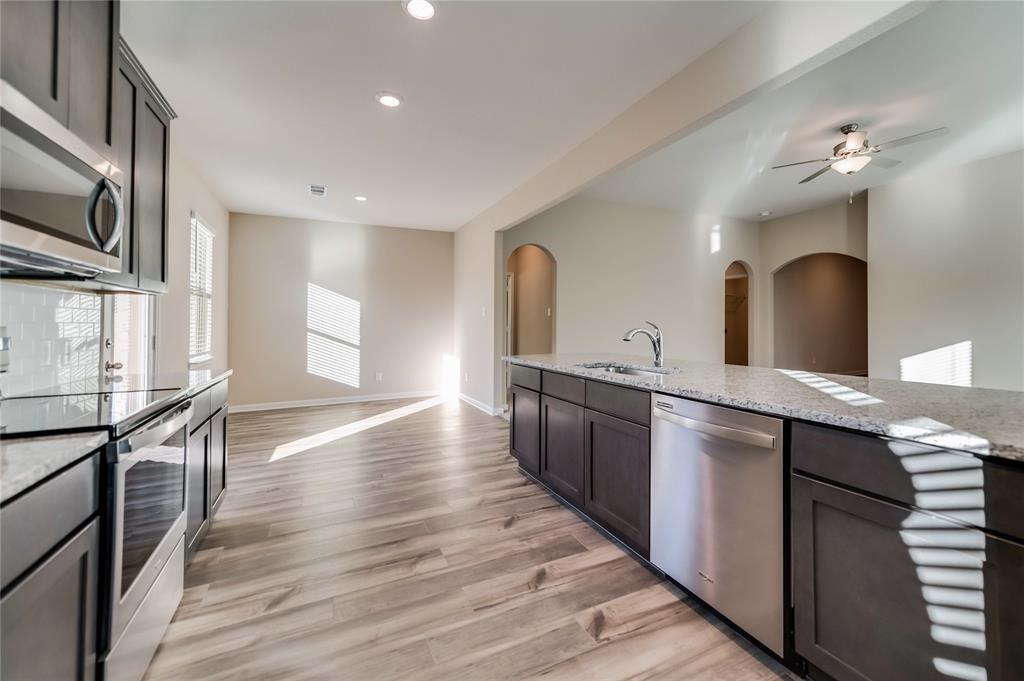 204 Lake Ridge Princeton, TX 75407 - Photo 10 of 24