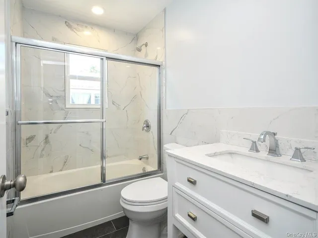 $6,500 | 59 B Hickory Road, Port Washington, NY 11050