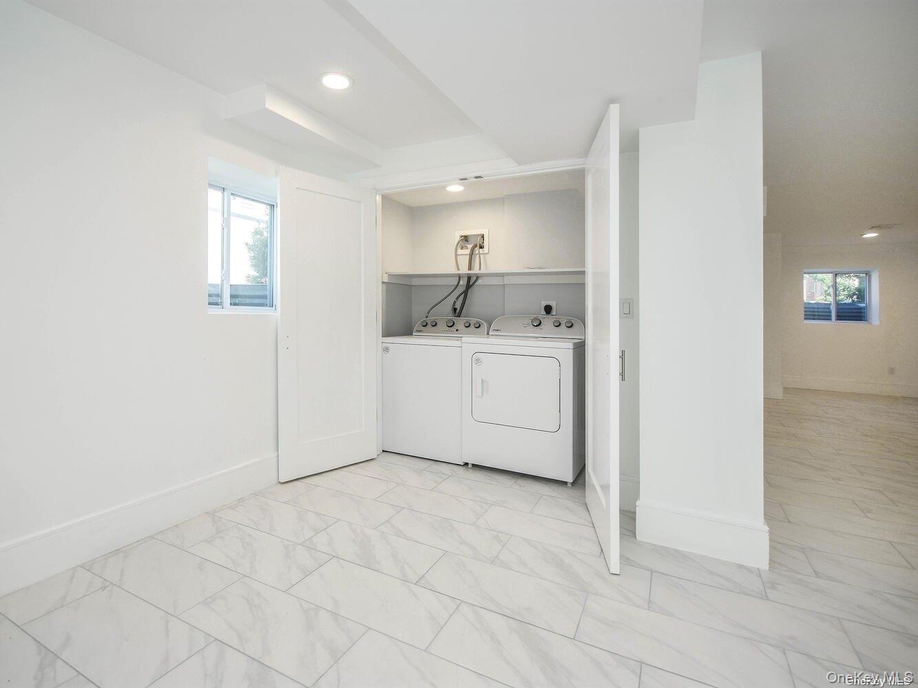 59 B Hickory Road Port Washington, NY 11050 - Photo 16 of 27