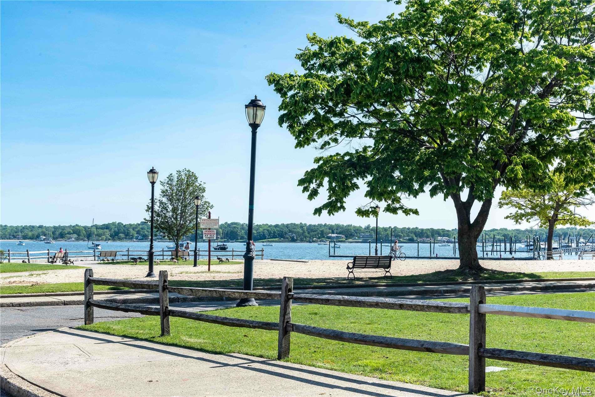 59 B Hickory Road Port Washington, NY 11050 - Photo 22 of 27