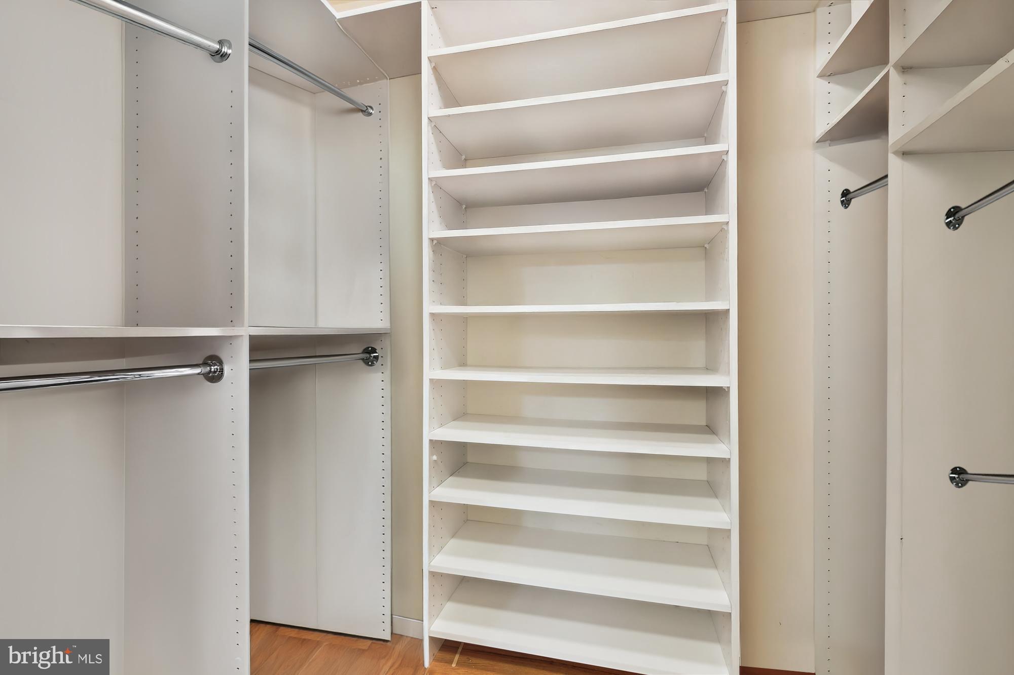 9417 Reach Road Potomac, MD 20854 - Photo 28 of 67 Walk-in Closet