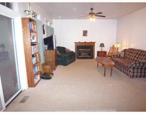 136 Powell Road Butler, PA 16002 - Photo 4 of 8 Den/Family/Great Room.