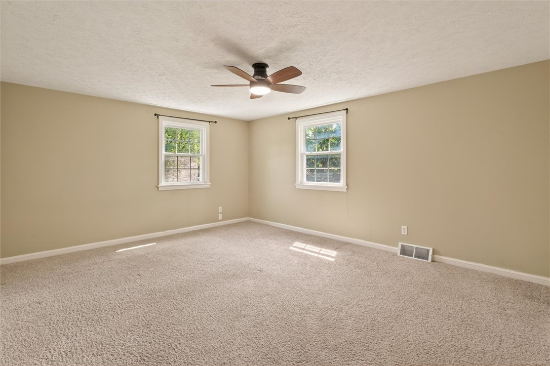 1792 Winton Road North Irondequoit, NY 14609 - Photo 37 of 48