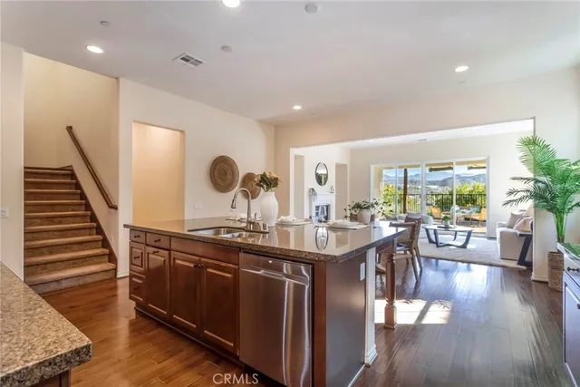 $1,249,000 | 26420 Township Street, Saugus, CA 91350