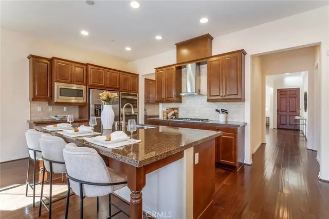 $1,249,000 | 26420 Township Street, Saugus, CA 91350