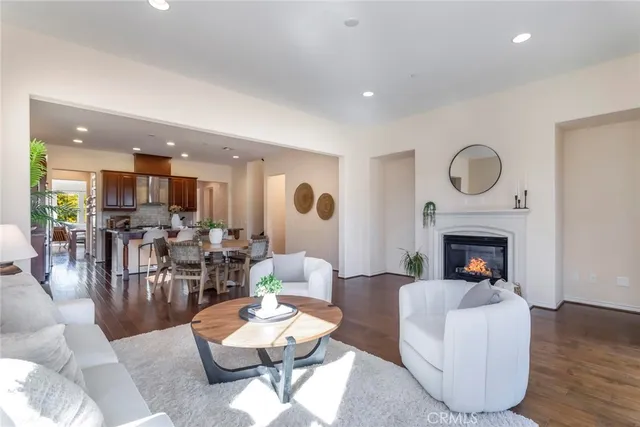 $1,249,000 | 26420 Township Street, Saugus, CA 91350