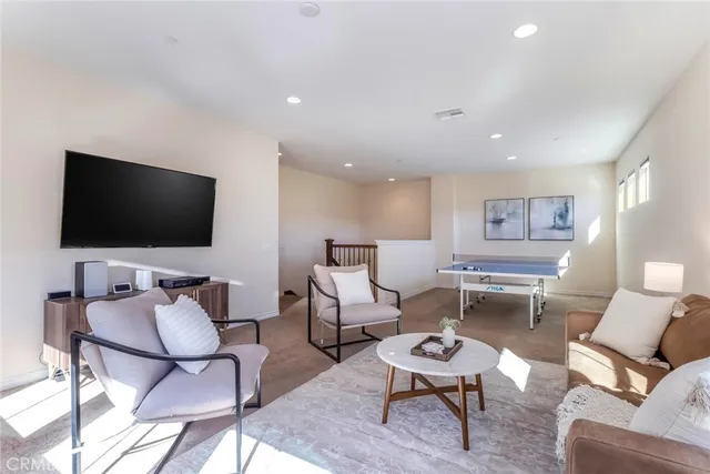 $1,249,000 | 26420 Township Street, Saugus, CA 91350