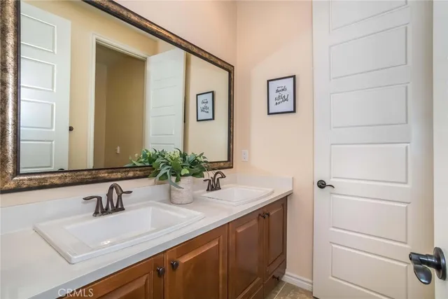 $1,249,000 | 26420 Township Street, Saugus, CA 91350