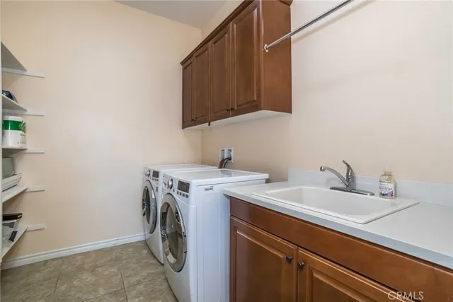 $1,249,000 | 26420 Township Street, Saugus, CA 91350