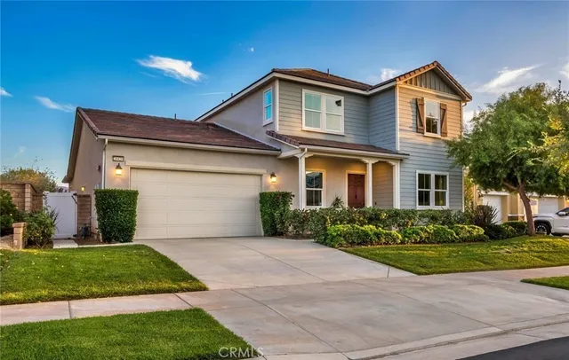 $1,249,000 | 26420 Township Street, Saugus, CA 91350
