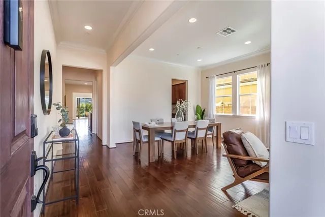 $1,249,000 | 26420 Township Street, Saugus, CA 91350