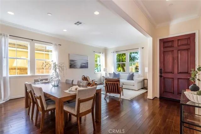 $1,249,000 | 26420 Township Street, Saugus, CA 91350