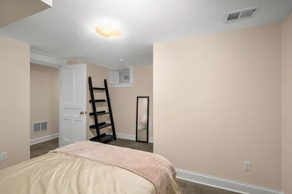 $850,000 | 1715 West 31st Street, Minneapolis, MN 55408