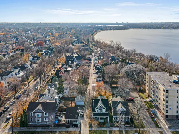 $850,000 | 1715 West 31st Street, Minneapolis, MN 55408