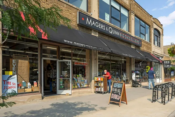 $850,000 | 1715 West 31st Street, Minneapolis, MN 55408