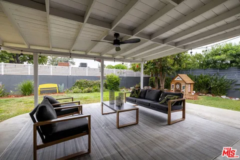 $1,299,000 | 5903 Graves Avenue, Encino, CA 91316