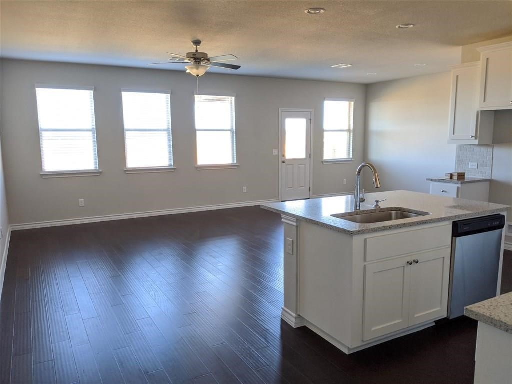 1413 Itzel Bend Leander, TX 78641 - Photo 11 of 26