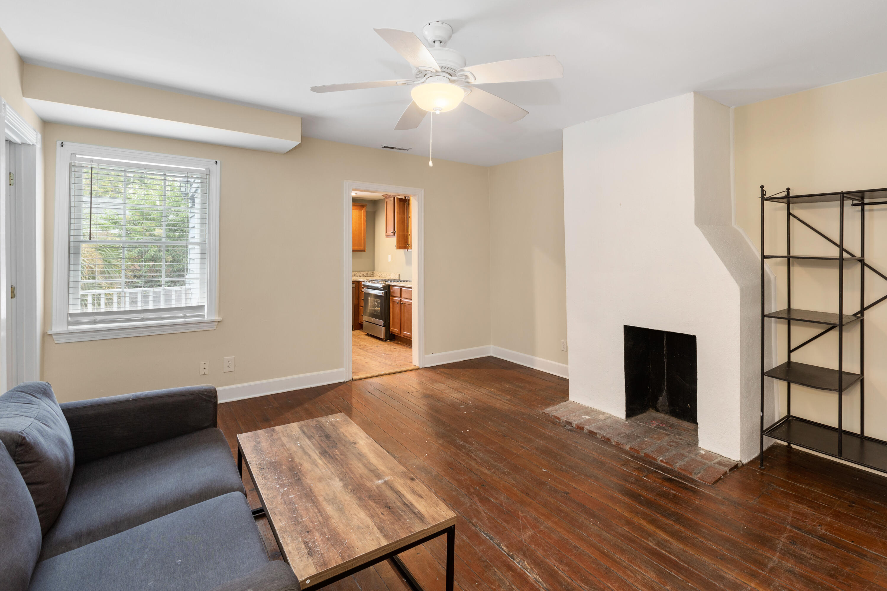 13 Elizabeth Street, Unit B Charleston, SC 29403 - Photo 4 of 15