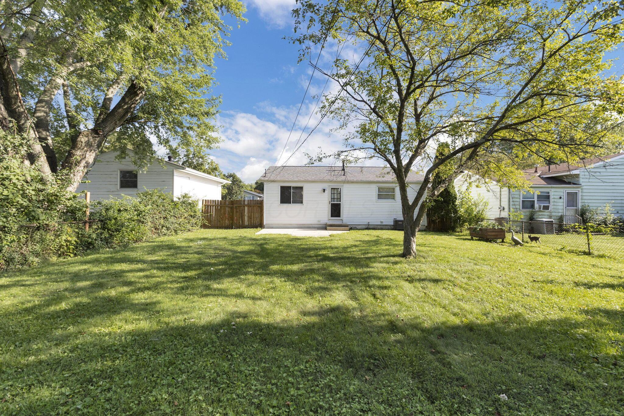 2152 Brookfield Road Columbus, OH 43229 - Photo 26 of 30 28-web-or-mls-7W3A3648