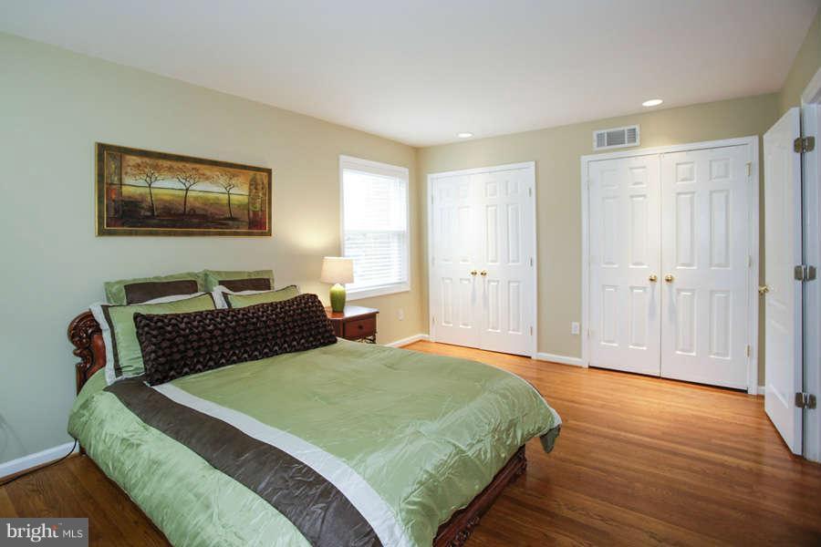 13512 Glen Mill Road Rockville, MD 20850 - Photo 13 of 22 Bedroom (Master)