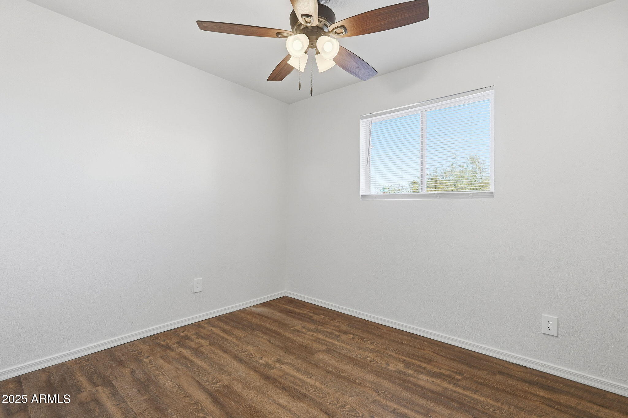 11401 East Vine Avenue Mesa, AZ 85208 - Photo 17 of 31 014_ListerPros