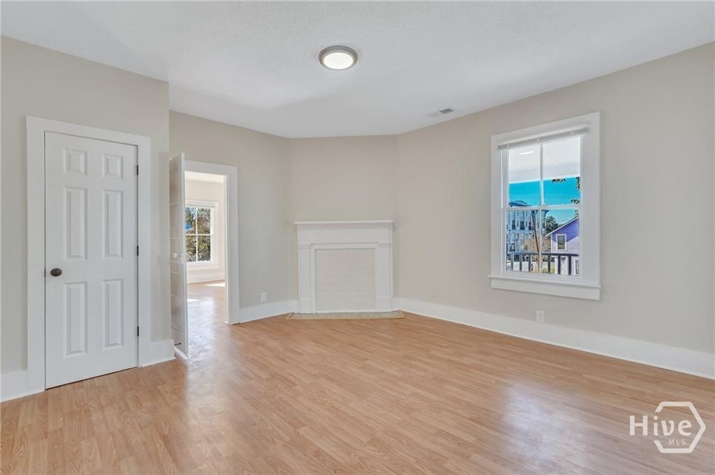 218 West Anderson Street, Unit UPPR Savannah, GA 31401 - Photo 14 of 48
