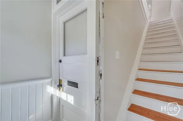 $2,200 | 218 West Anderson Street, Unit UPPR, Savannah, GA 31401