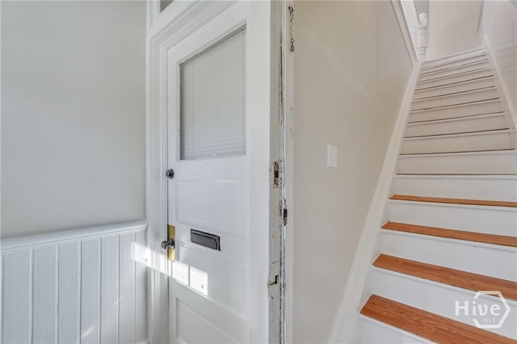 218 West Anderson Street, Unit UPPR Savannah, GA 31401 - Photo 27 of 48